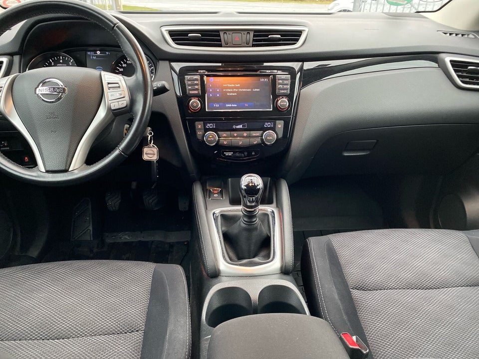 Nissan Qashqai 1,2 Dig-T 115 Acenta Connect 5d