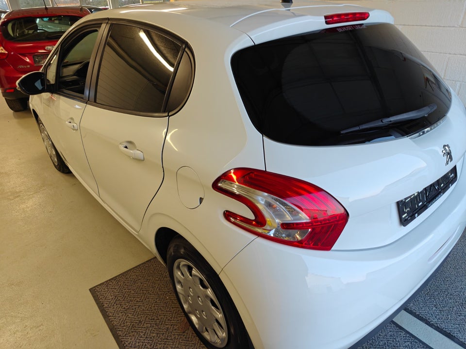 Peugeot 208 1,4 HDi 68 Active 5d