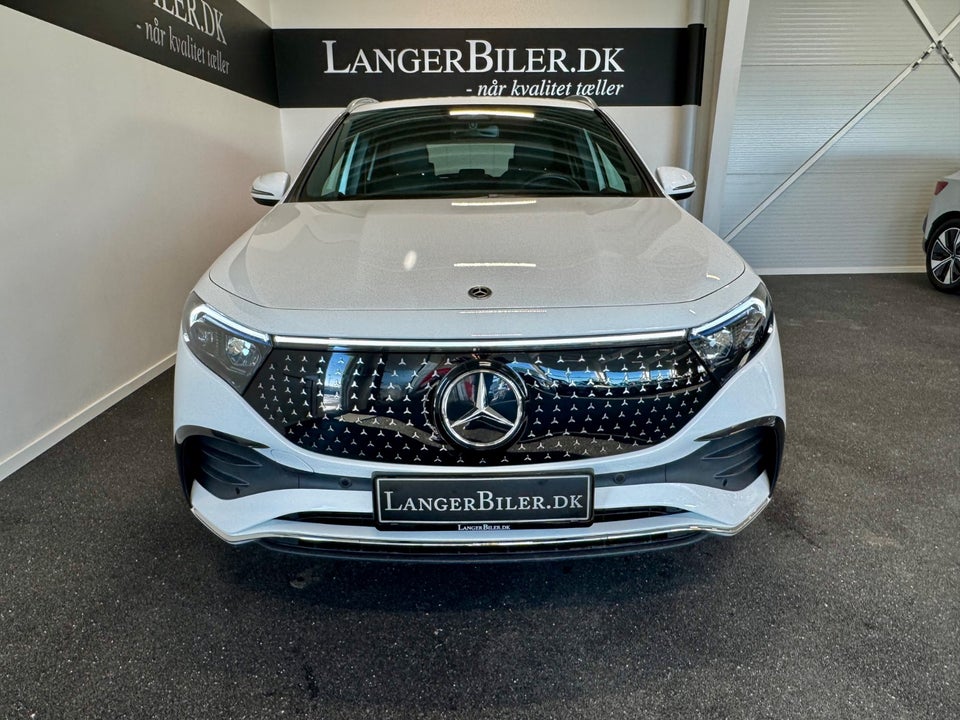 Mercedes EQA300 AMG Line 4Matic 5d