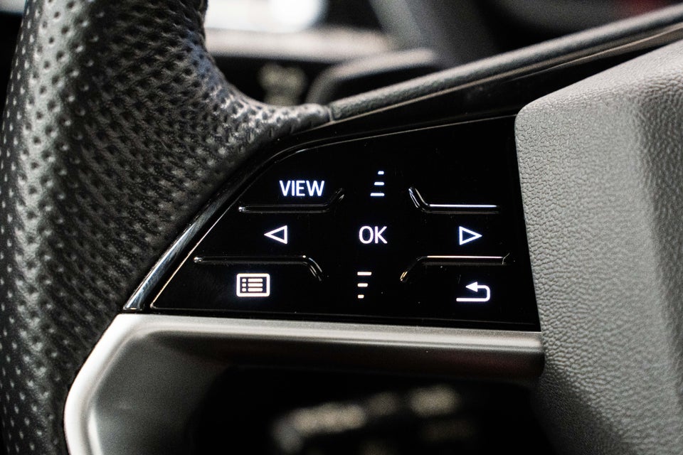 Audi Q4 e-tron 35 S-line 5d