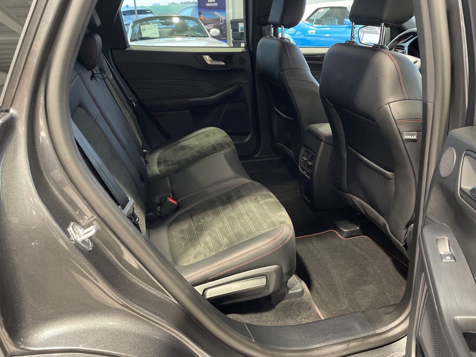 Ford Kuga 2,5 PHEV ST-Line X CVT 5d