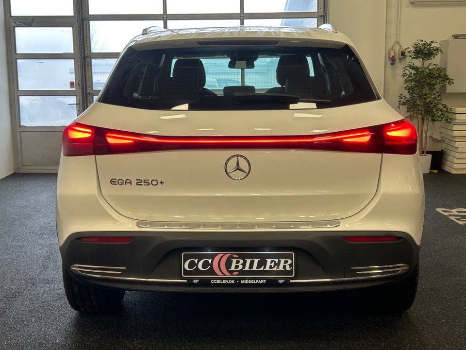 Mercedes EQA250+ Progressive 5d