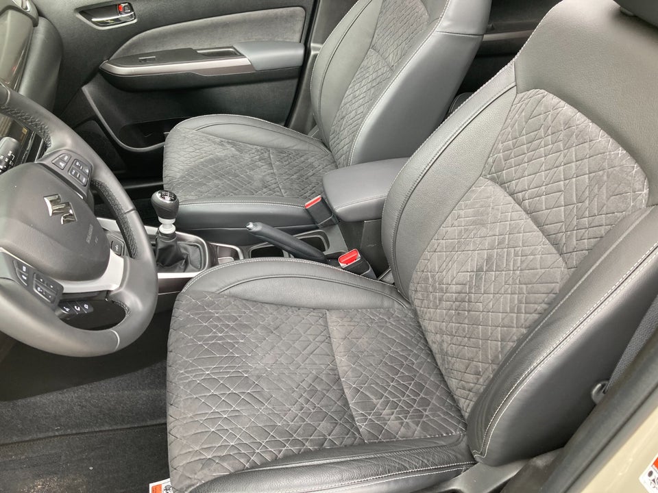 Suzuki Vitara 1,4 mHybrid Adventure 5d
