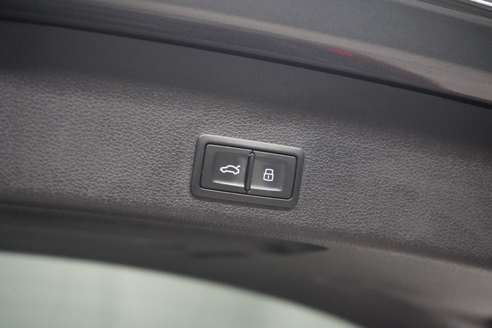 Audi A6 55 TFSi e S-line Avant quattro S-tr. 5d