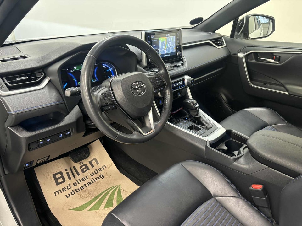 Toyota RAV4 2,5 Hybrid H3 Style Smart MDS 5d