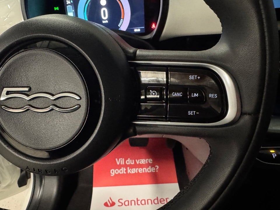 Fiat 500e 42 Icon 3d