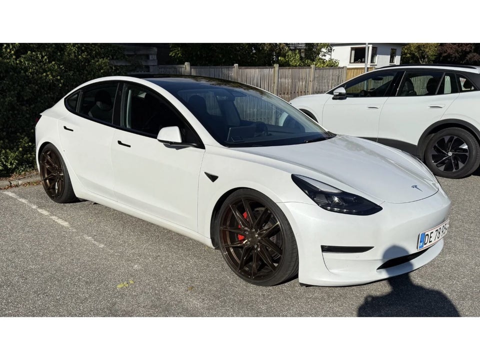 Tesla Model 3 Performance AWD 4d