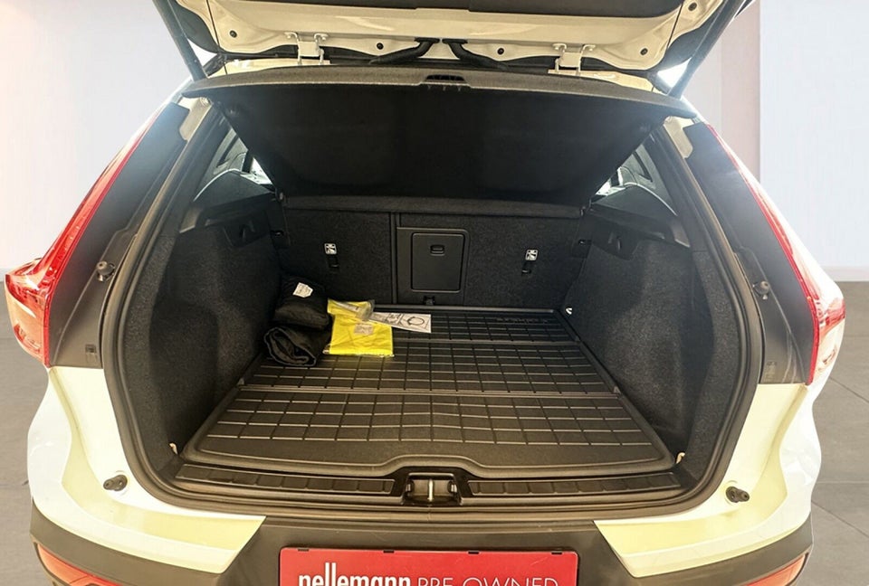 Volvo XC40 P6 ReCharge Plus 5d