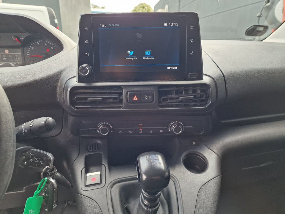 Peugeot Partner 1,5 BlueHDi 130 L2V2 Ultimate Van
