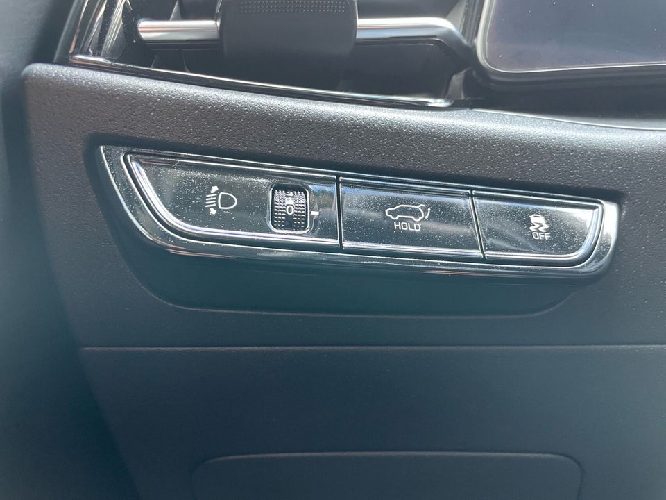 Kia Niro 64 EV Premium 5d