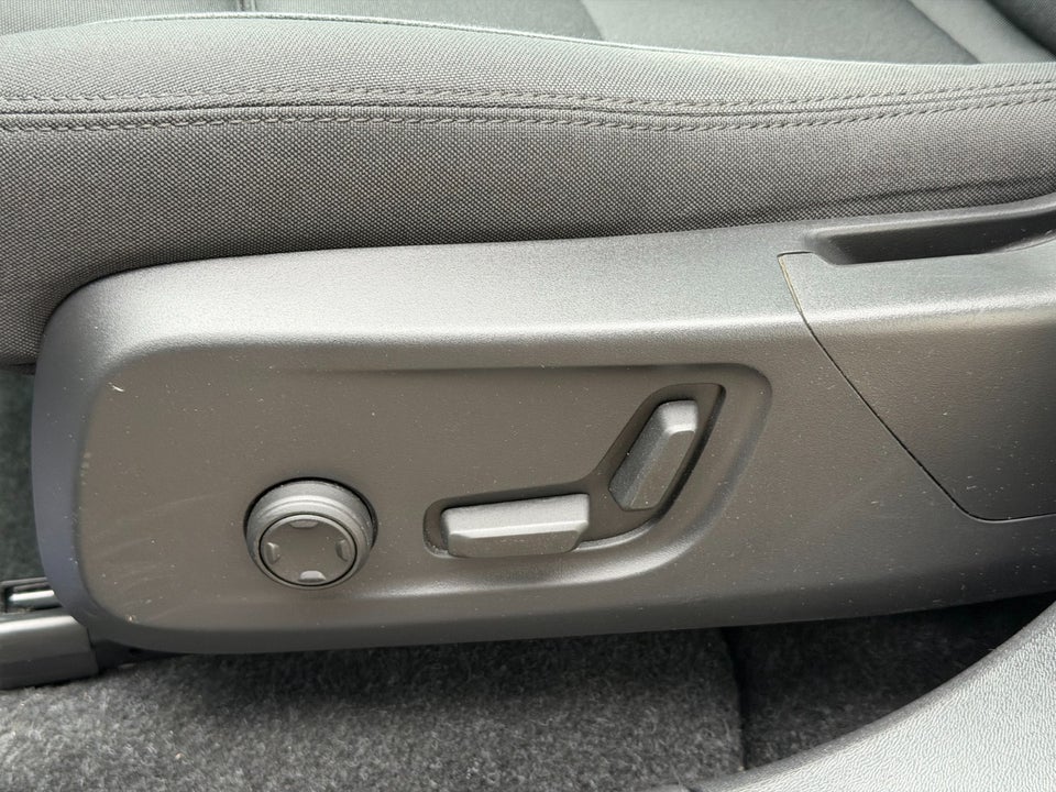 Volvo XC40 ReCharge Extended Range Ultimate 5d