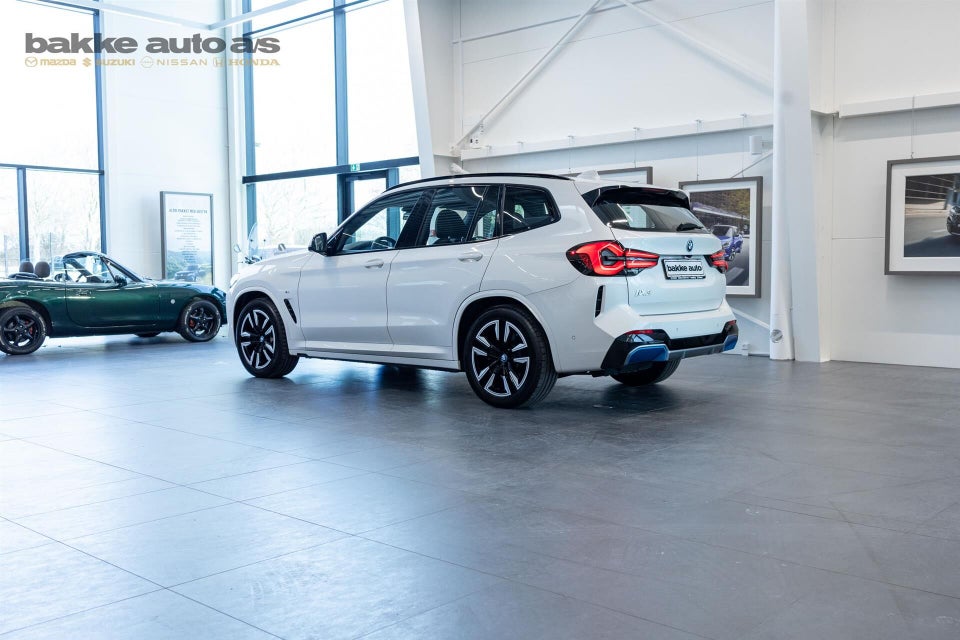 BMW iX3 Charged M-Sport 5d