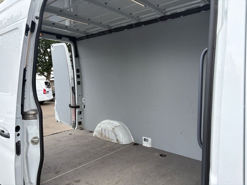 Mercedes Sprinter 317 2,0 CDi A2 Kassevogn aut. RWD