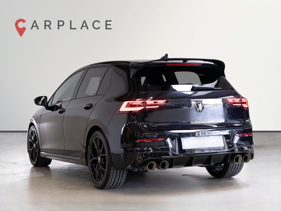 VW Golf VIII 2,0 R DSG 4Motion 5d