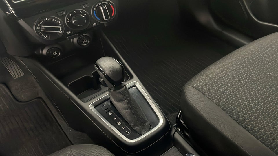 Suzuki Swift 1,2 mHybrid Action CVT 5d