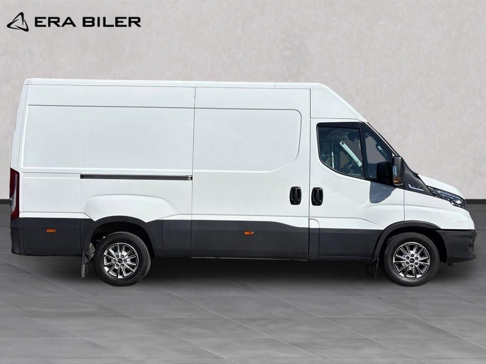 Iveco Daily 3,0 35S18 12m³ Van AG8