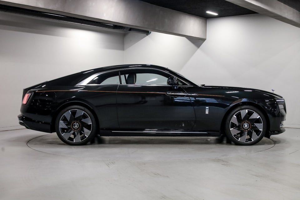 Rolls-Royce Spectre 2d