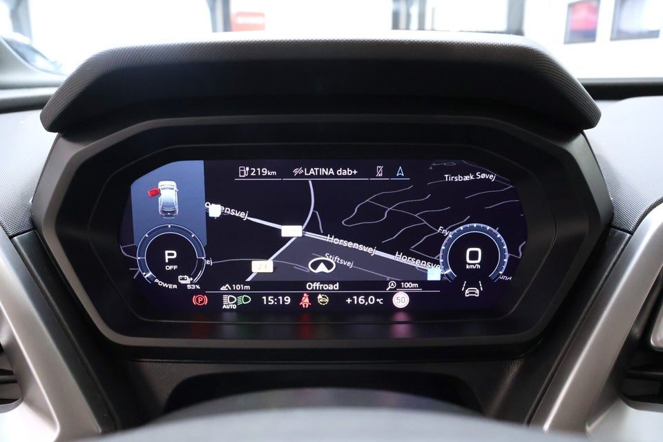 Audi Q4 e-tron 45 Advance quattro 5d