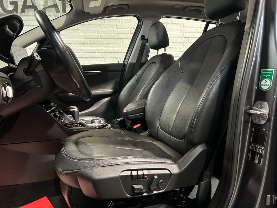 BMW 220i 2,0 Active Tourer Luxury Line aut. 5d