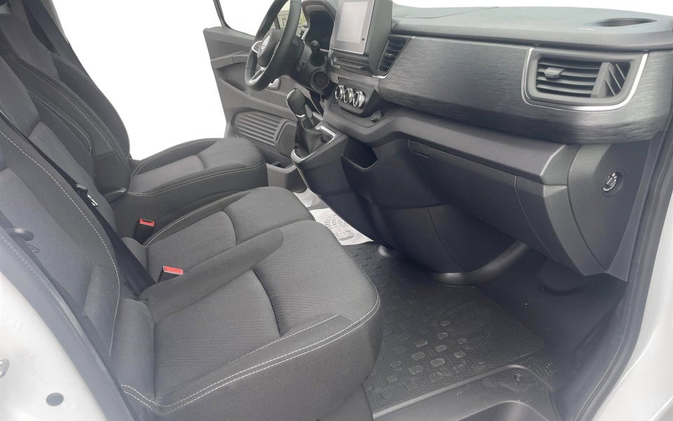 Nissan Primastar 2,0 dCi 150 L2H1 Tekna DCT Van