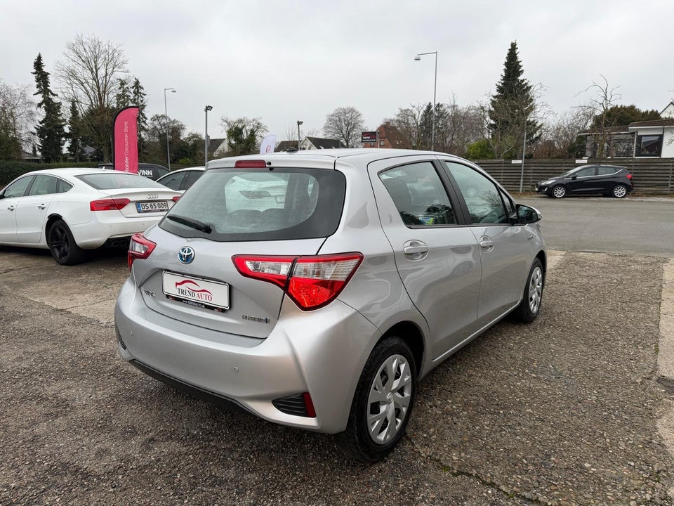 Toyota Yaris 1,5 Hybrid H2 e-CVT 5d