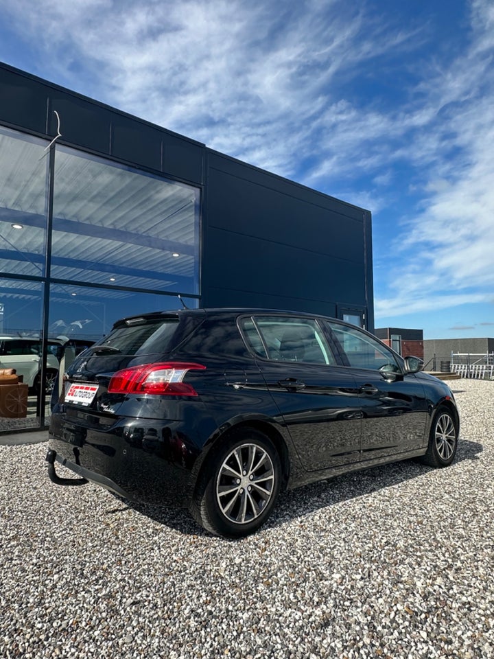 Peugeot 308 1,6 HDi 92 Active 5d