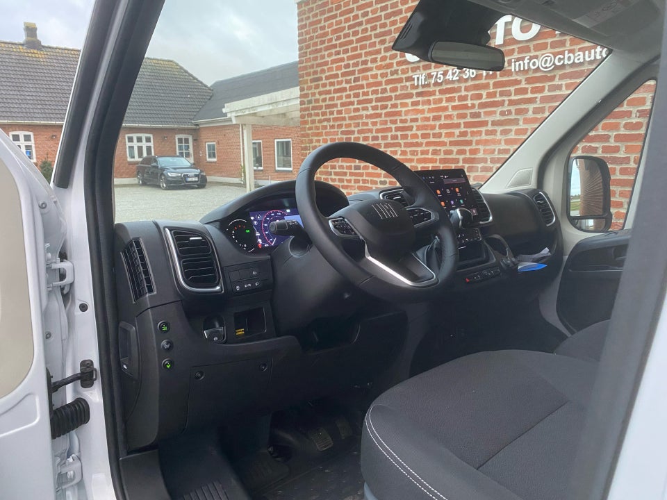 Fiat Ducato 35 Maxi 2,2 MJT 180 Chassis L3 Pro aut.