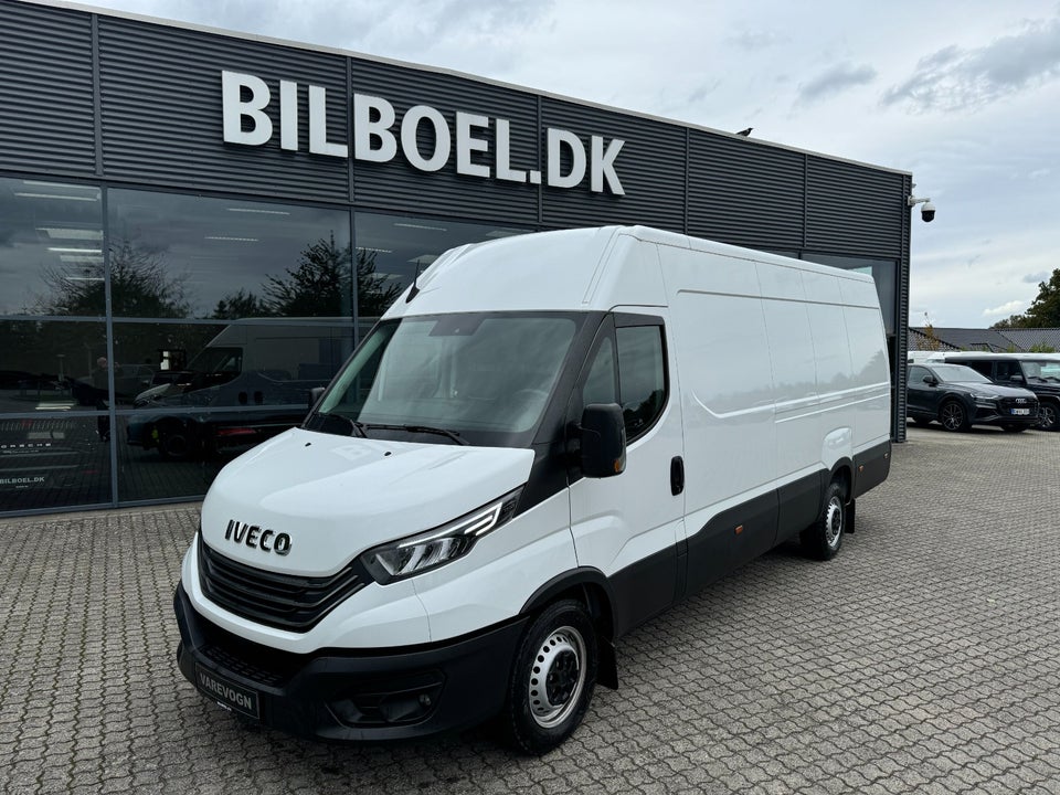 Iveco Daily 3,0 35S18 16m³ Van AG8