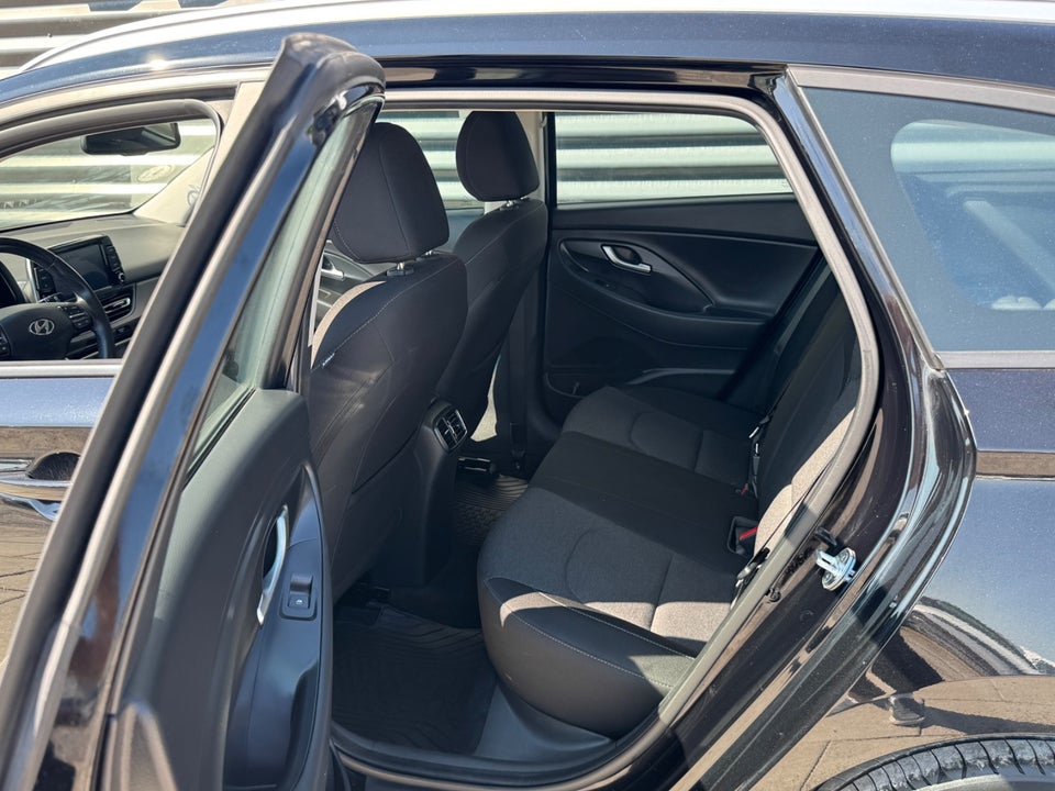 Hyundai i30 1,0 T-GDi Essential stc. 5d
