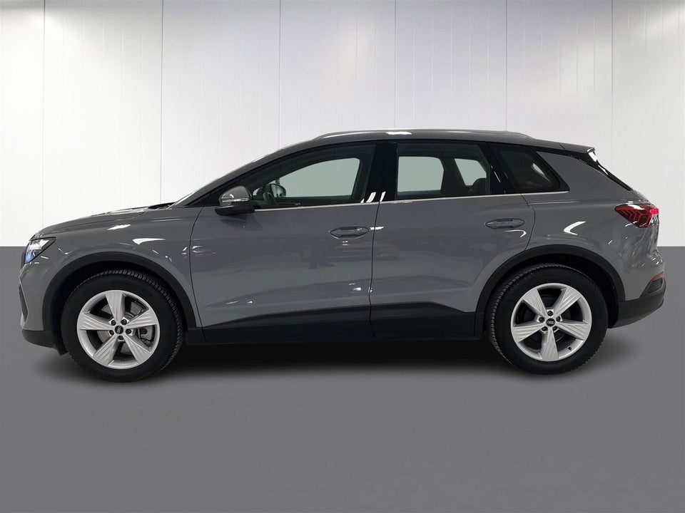 Audi Q4 e-tron 45 Progress 5d