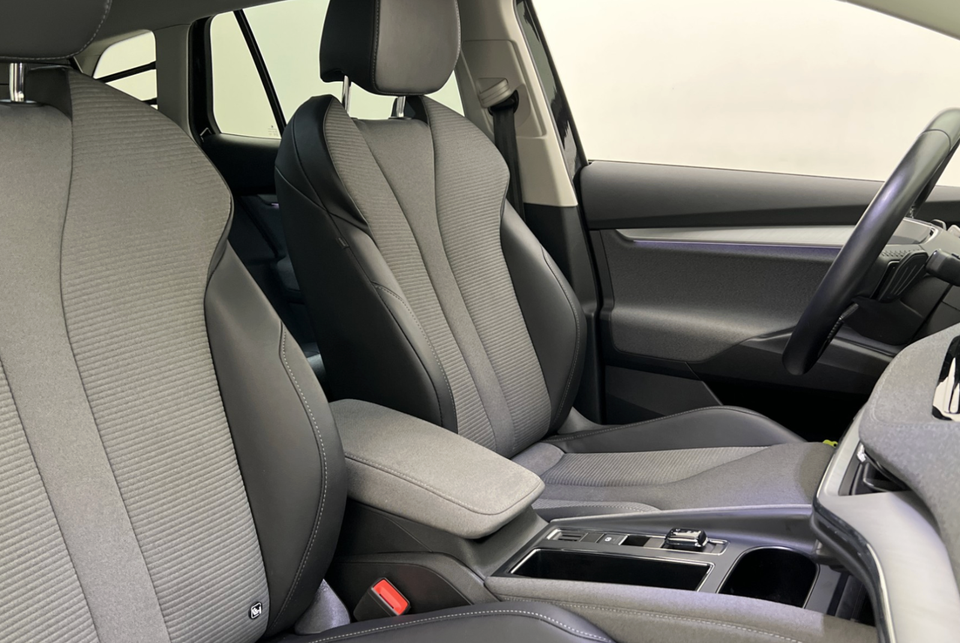 Skoda Enyaq 80 iV Loft 5d