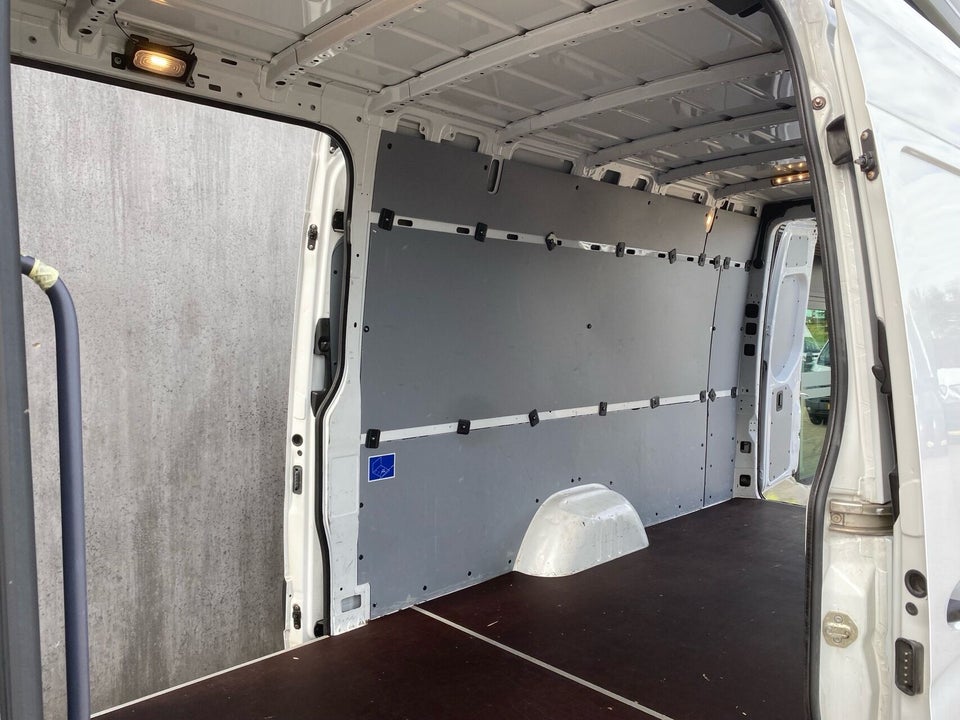 Mercedes Sprinter 317 2,0 CDi A4 Kassevogn aut. RWD