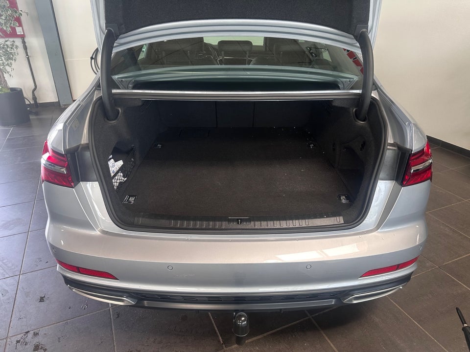 Audi A6 50 TFSi e S-line quattro S-tr. 4d