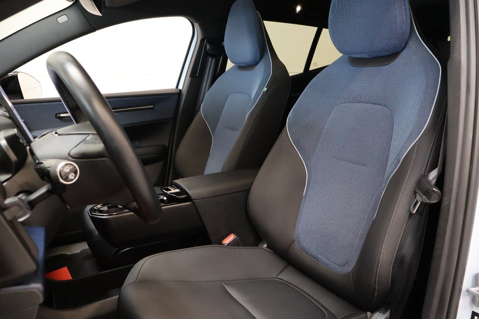 Volvo EX30 Extended Range Ultra 5d