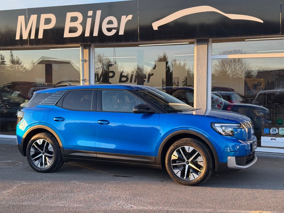 Ford Explorer 79 Select Extended Range AWD 5d