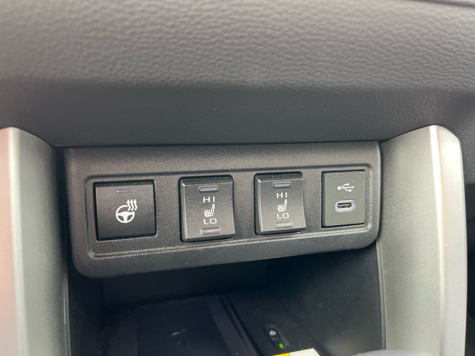 Toyota Corolla Cross 1,8 Hybrid Style Comfort CVT 5d