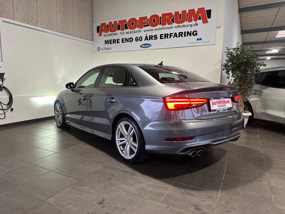 Audi A3 35 TFSi Sport Limited S-tr. 4d
