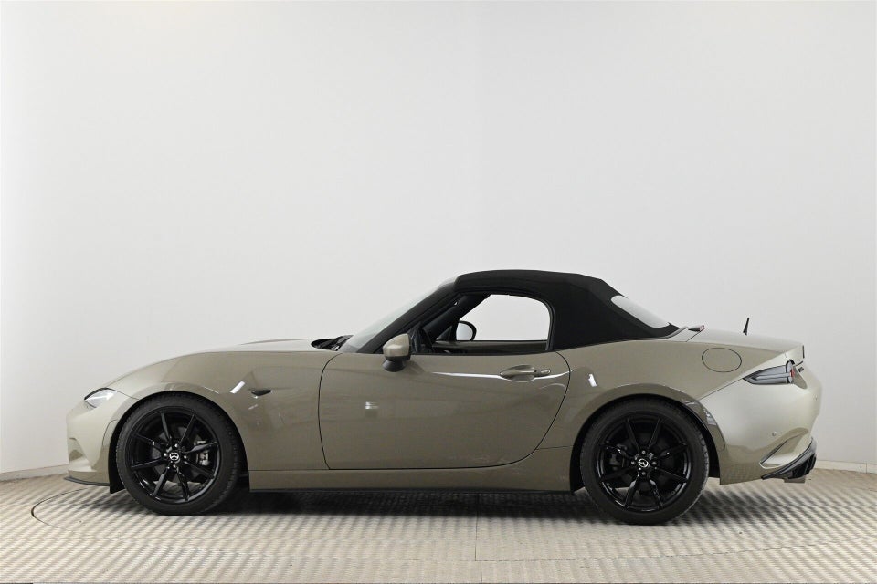 Mazda MX-5 2,0 SkyActiv-G 184 Roadster Exclusive-Line 2d