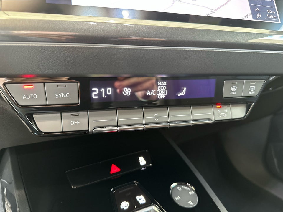 Audi Q4 e-tron 40 S-line 5d