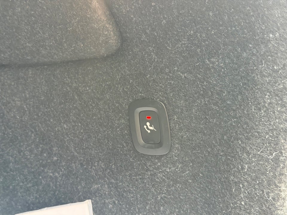 Volvo XC40 P6 ReCharge Plus 5d