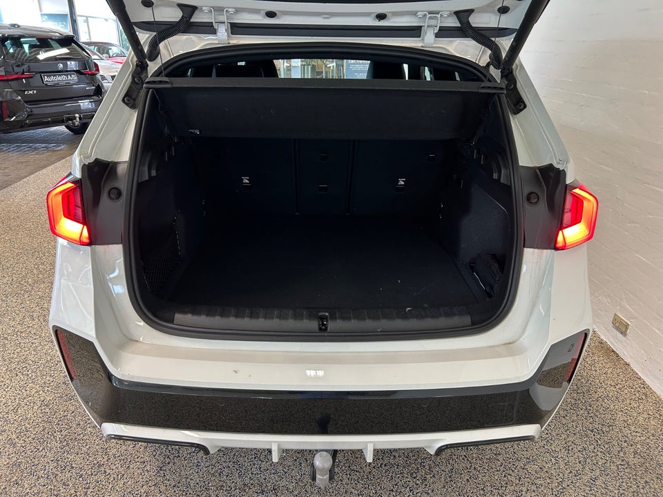 BMW iX1 xDrive30 Fully Charged M-Sport 5d