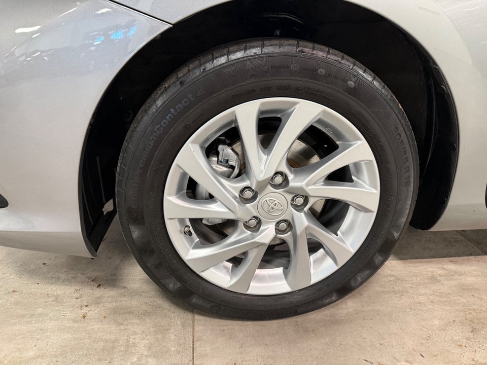 Toyota Auris 1,8 Hybrid H2 Comfort Touring Sports CVT 5d