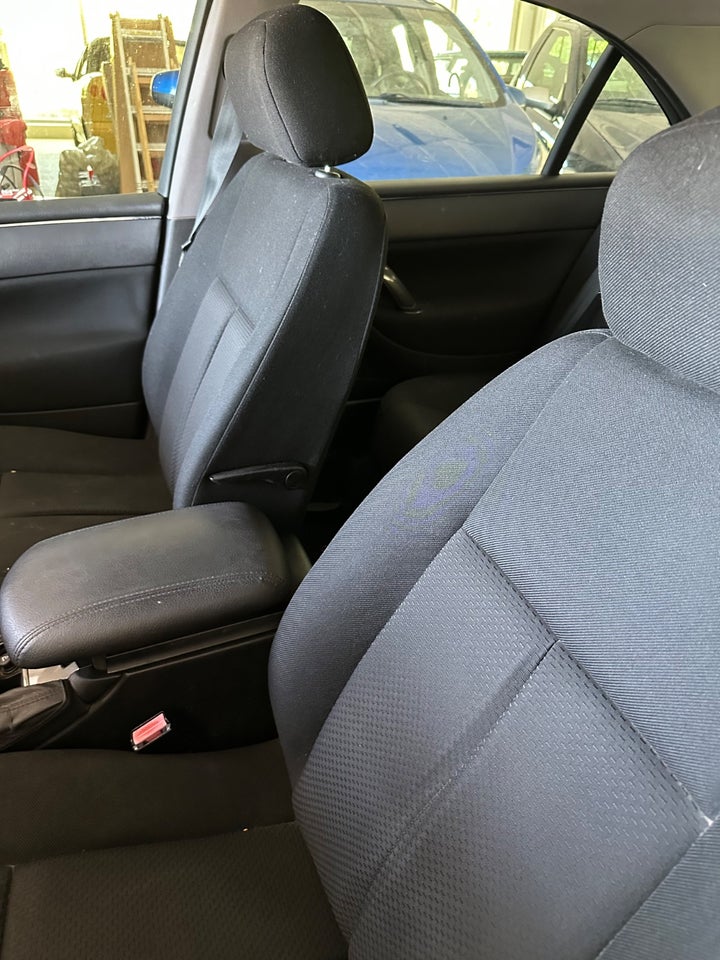 Peugeot 607 2,2 Ibene 4d