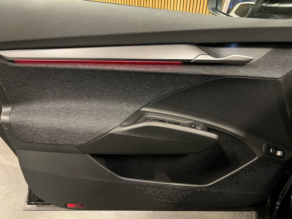 Skoda Elroq 85 iV Loft 5d