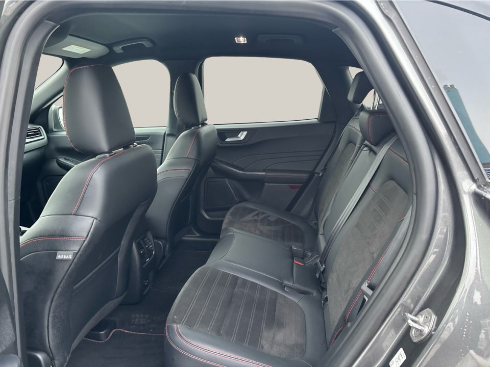 Ford Kuga 2,5 PHEV ST-Line X CVT 5d