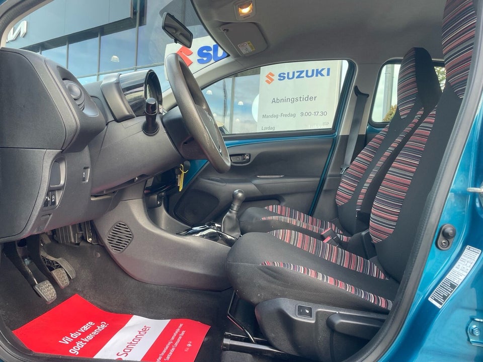 Citroën C1 1,0 VTi Shine 5d