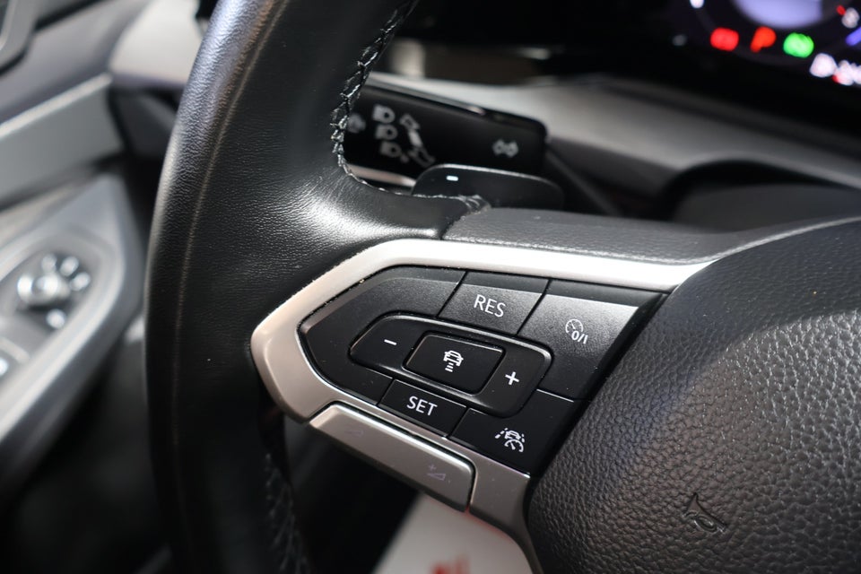 VW Golf VIII 1,5 eTSi 150 Style Variant DSG 5d