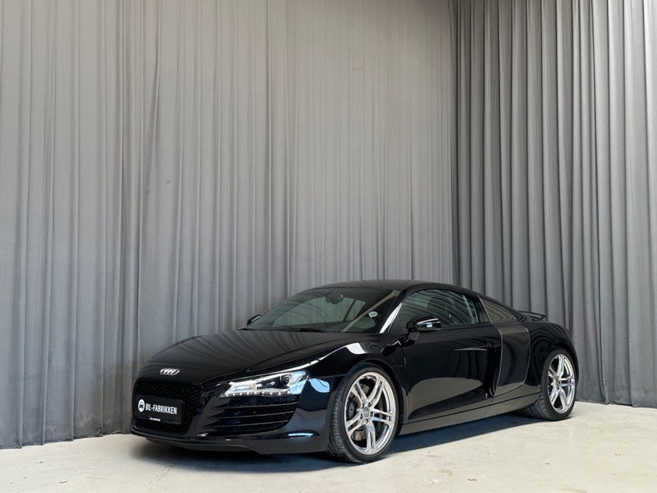 Audi R8 4,2 FSi Coupé quattro R-tr. 2d