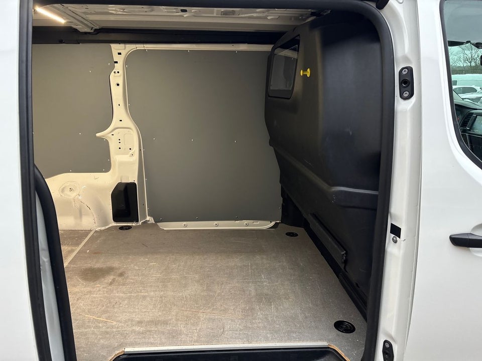 Toyota ProAce 2,0 D 144 Long Comfort Master 5d