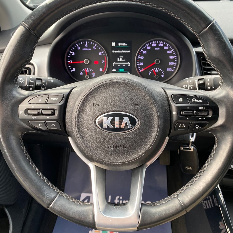 Kia Stonic 1,0 T-GDi mHEV Prestige Upgrade iMT 5d